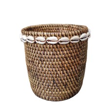 Rattan Brown Box With Shell 15 cm